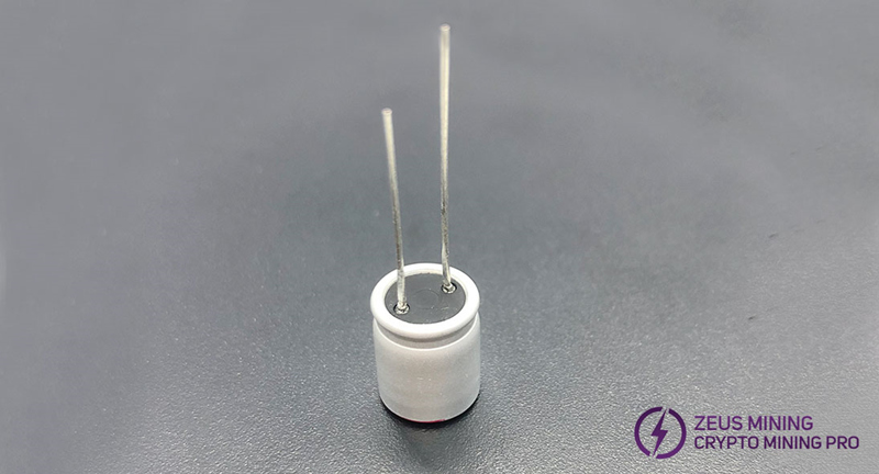 capacitor 330 30V for control board capacitor 330 30V for control board