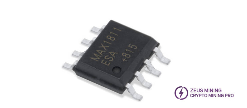 MAX1811ESA+