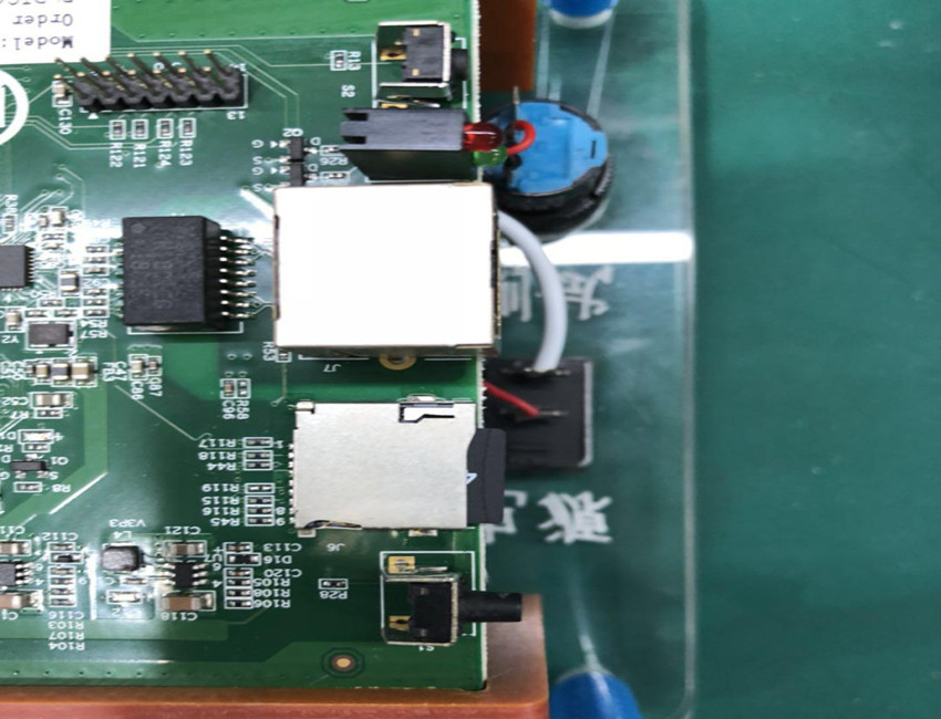 Insert the TF card Insert the TF card