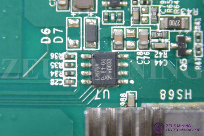 LM75A chip
