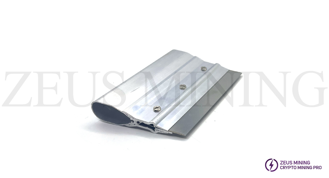 Thermally conductive silicone grease scraper