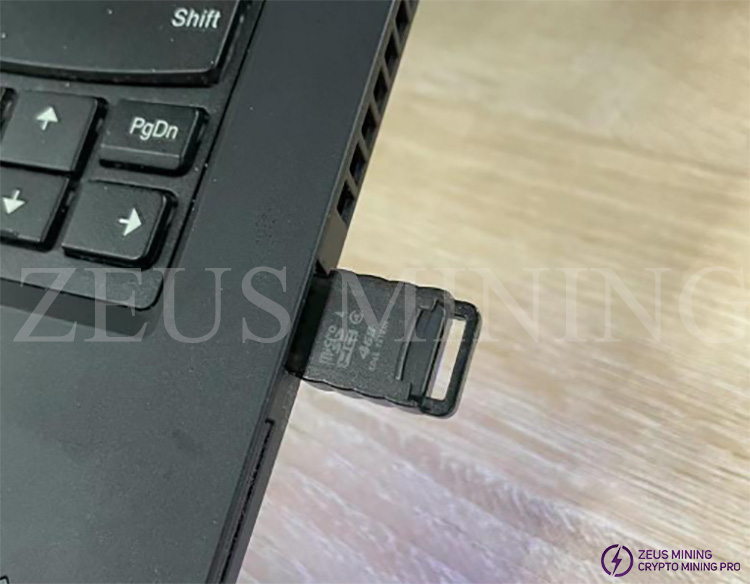 insert the card reader