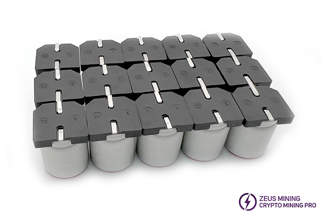 30v 330uf capacitor for sale