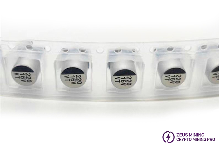 220µF 16V SMD Aluminium electrolytic capacitors 220µF 16V SMD Aluminium electrolytic capacitors