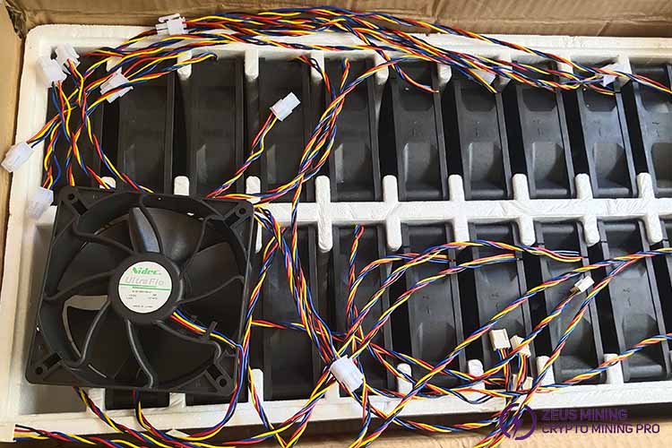 Nidec model fan 120mm square 4pin