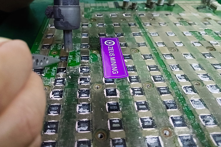 Replace Antminer S19j pro chip