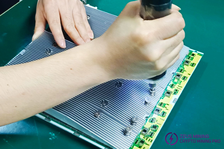 install Antminer S19XP Water Cooling Kit install Antminer S19XP Water Cooling Kit