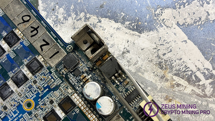 Avalon LM1085IS LDO chip replace Avalon LM1085IS LDO chip replace