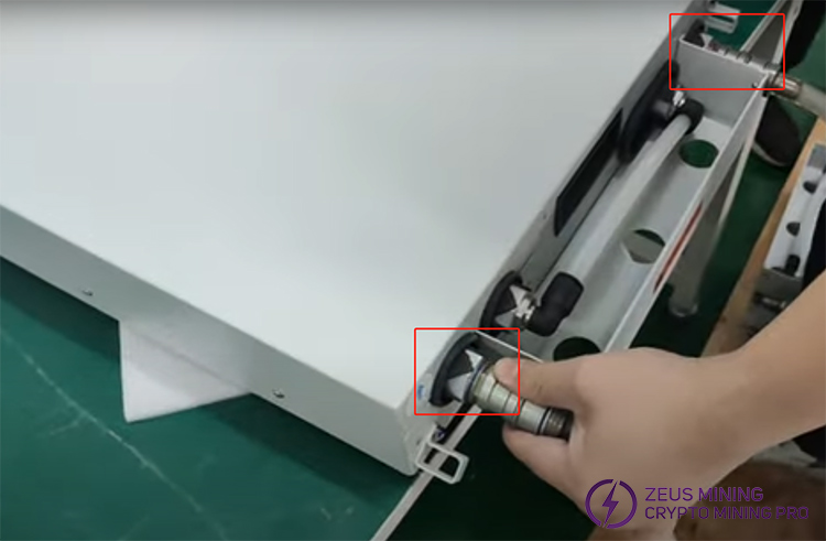 Drain the liquid by water pipes Drain the liquid by water pipes