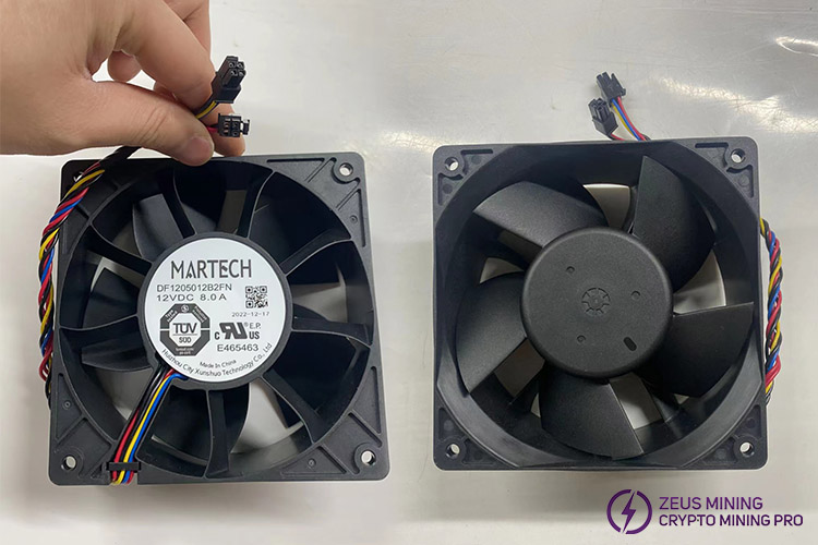 DF1205012B2FN 12V 8.0A model fan