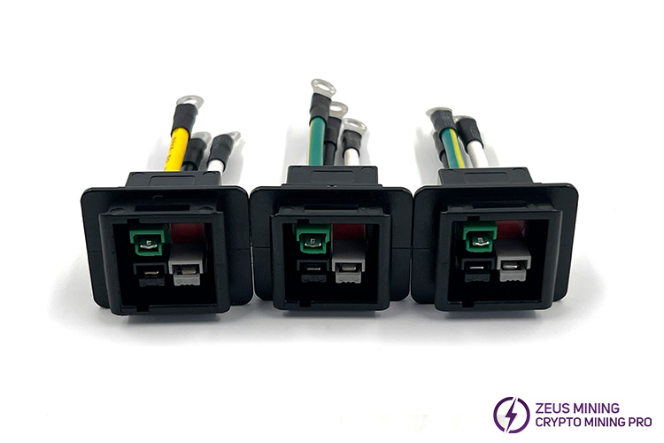 APW17 female 4pin socket for Antminer S21 S19jxp psu