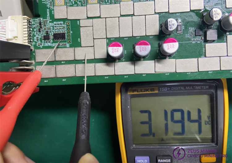 test the hash board pic chip pins