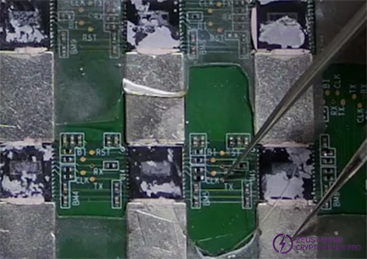short-circuit TX (COCI) signal to repair hash board failure