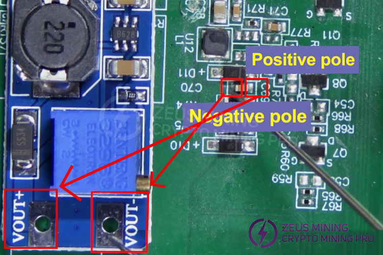 Measure and confirm the polarity and polarity of the output capacitor C70 Measure and confirm the polarity and polarity of the output capacitor C70