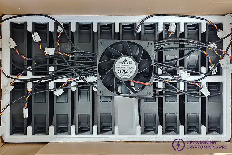 QFR1212GHE 12V 2.7A model fan for S21 T21 QFR1212GHE 12V 2.7A model fan for S21 T21