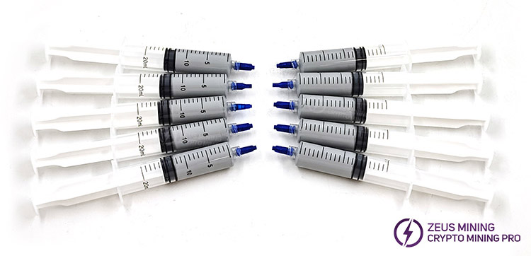 M530 thermally conductive grease 30g.jpg M530 thermally conductive grease 30g.jpg